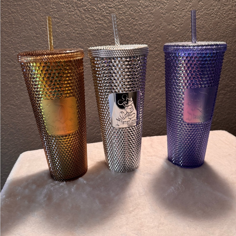 🆕 Set of Three Starbucks Tumbler Disneyland Cups ✨